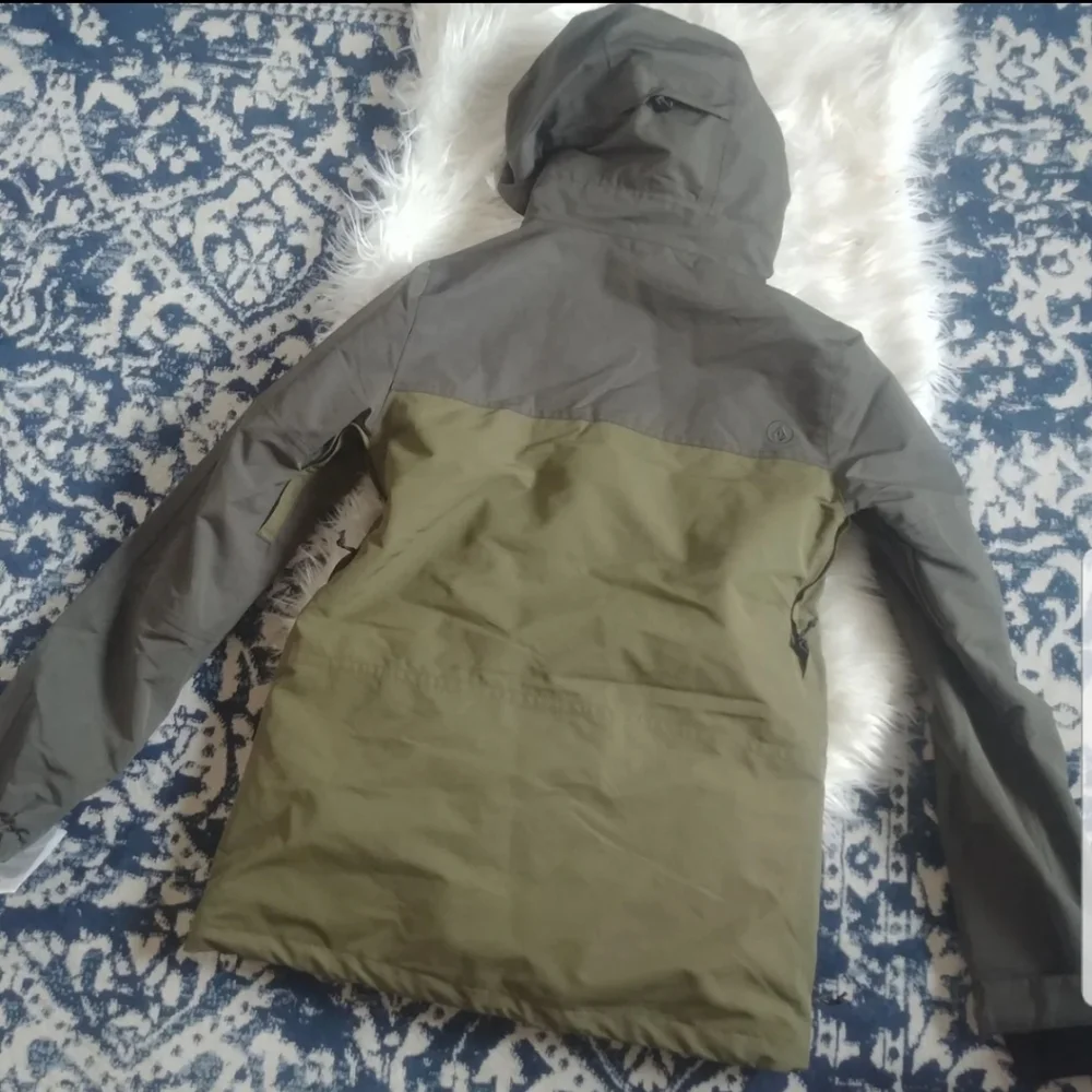 Volcom Jacket - Picture 3 of 11